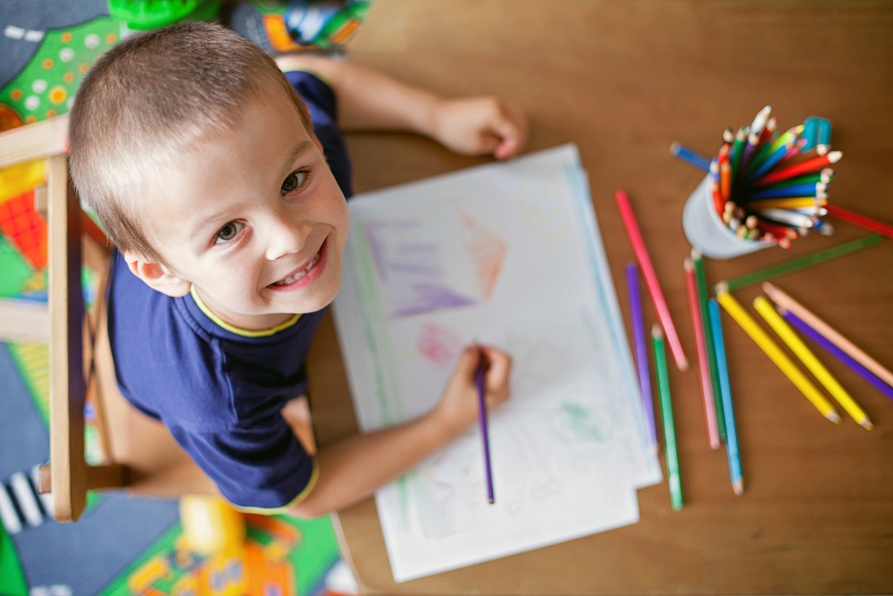 نقاشی کردن برای کودکان چه فایده ای دارد؟